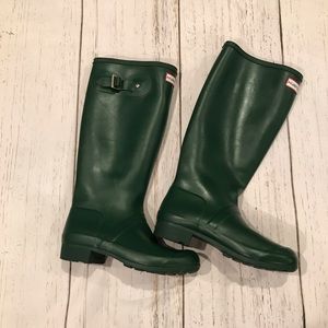EUC Hunter Rain Boots, size 6